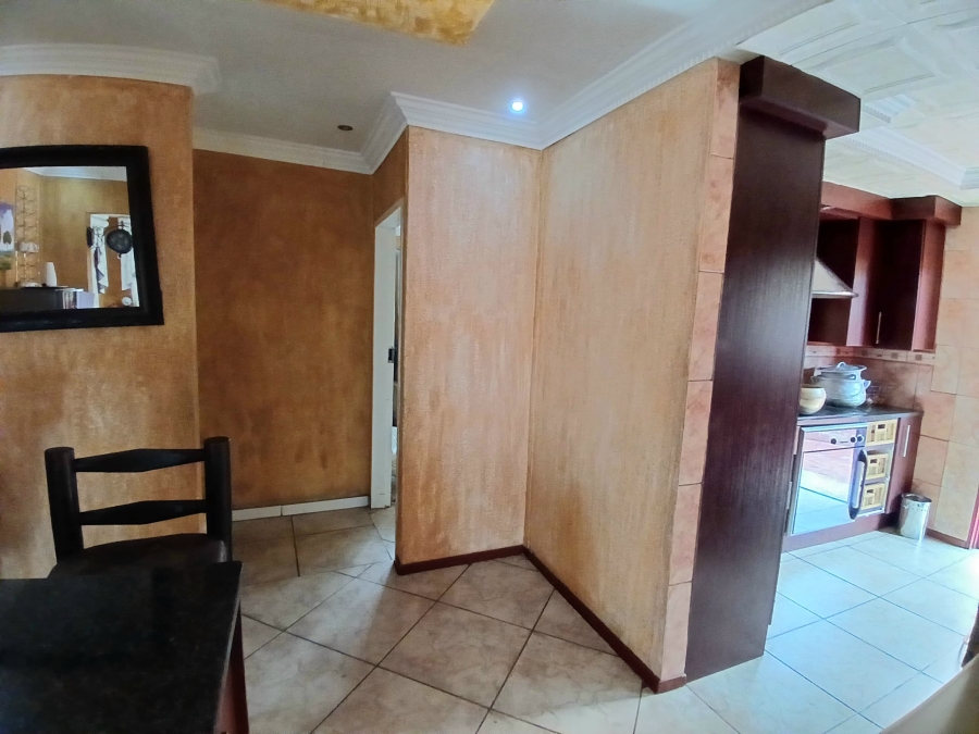 3 Bedroom Property for Sale in Tlhabane West North West